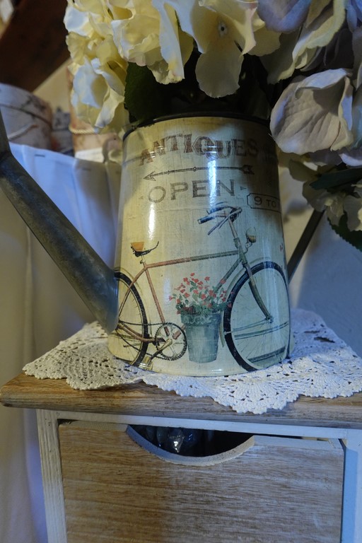 broc zinc shabby.jpg