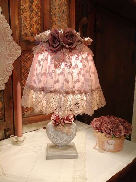 jupon shabby chic dentelle et lin.jpg