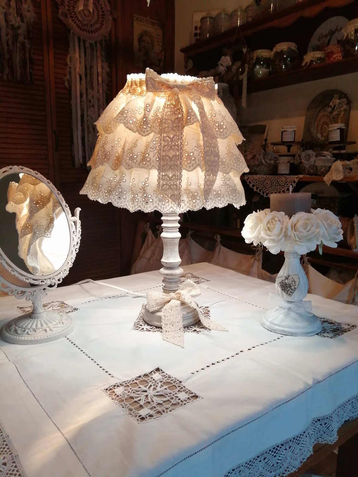 Lampe de table moderne chromée, Capucine, avec interrupteur